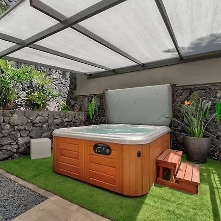 Tajinaste Costa Adeje (Tenerife)